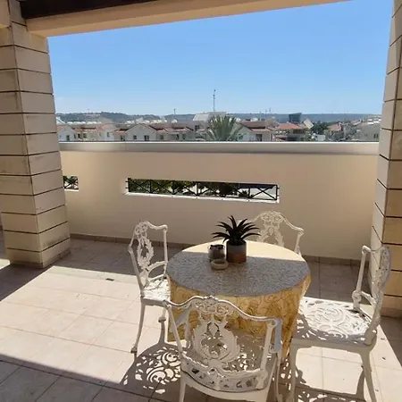 Village - F302 Appartement