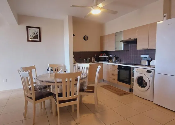 Village - F302 * Pyla